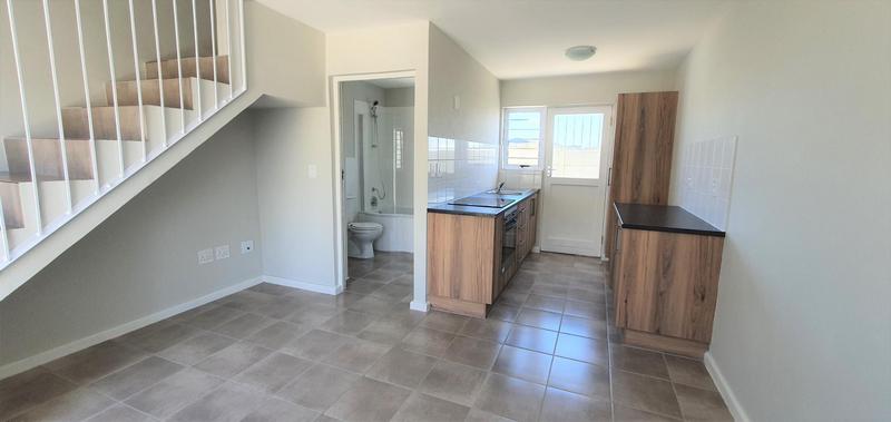 To Let 2 Bedroom Property for Rent in Rivergate Western Cape